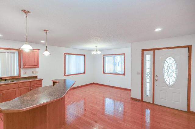 1811 Summer Lane NE, Alexandria, MN 56308