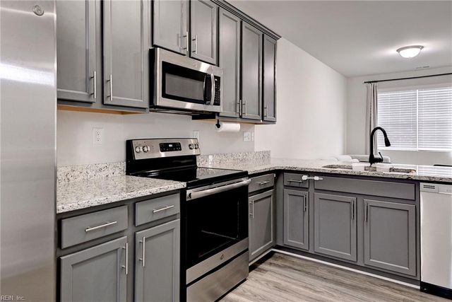 2008 Chartwell DR, Newport News, VA 23608