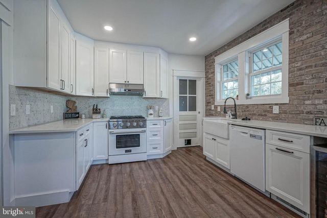 414 W CENTRE ST, Woodbury, NJ 08096