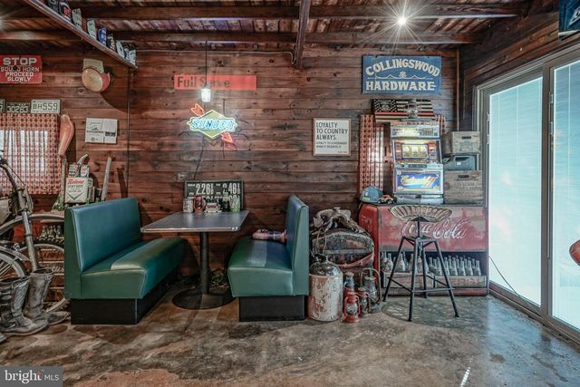 414 W CENTRE ST, Woodbury, NJ 08096