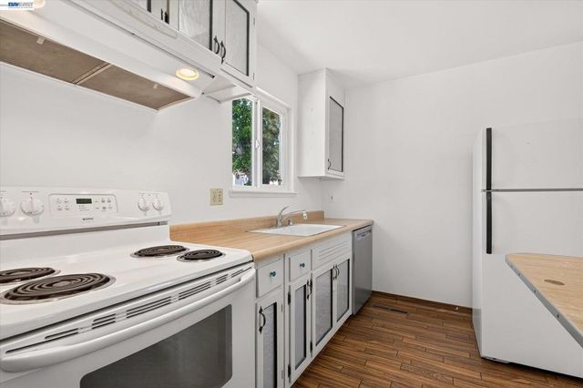 36740 Theta Ct, Fremont, CA 94536