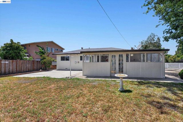36740 Theta Ct, Fremont, CA 94536