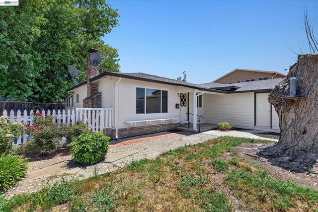 36740 Theta Ct, Fremont, CA 94536
