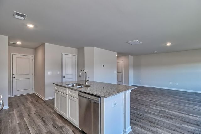 2370 Daylilly Street, Sumter, SC 29153