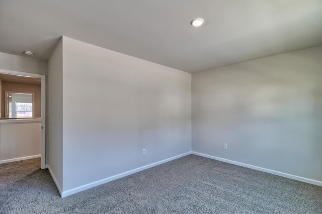 2370 Daylilly Street, Sumter, SC 29153