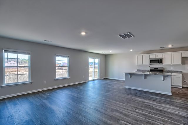 2370 Daylilly Street, Sumter, SC 29153