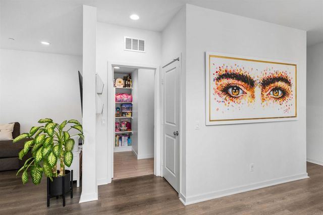328 Waverunner Court, Santee, CA 92071