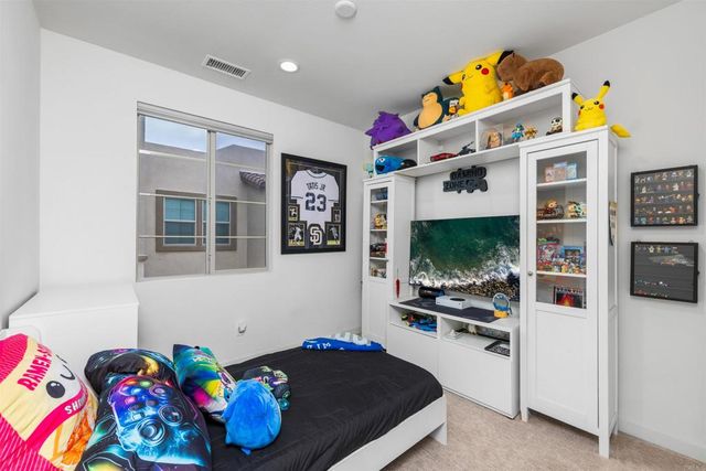 328 Waverunner Court, Santee, CA 92071