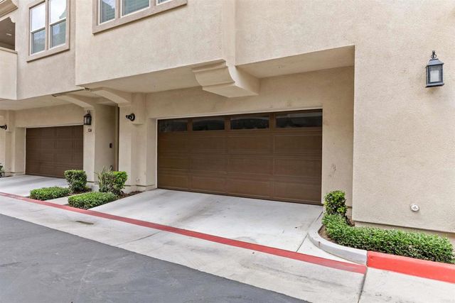 328 Waverunner Court, Santee, CA 92071