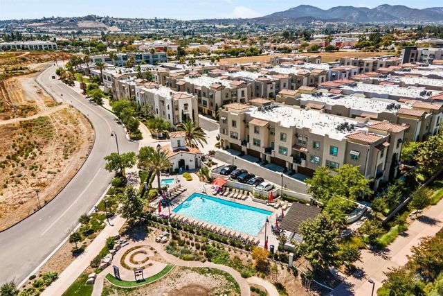 328 Waverunner Court, Santee, CA 92071