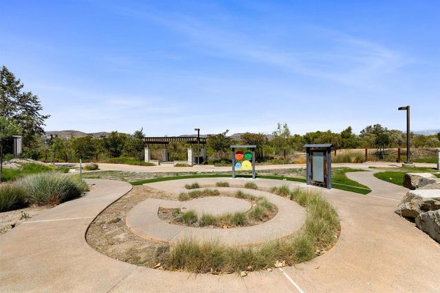 328 Waverunner Court, Santee, CA 92071