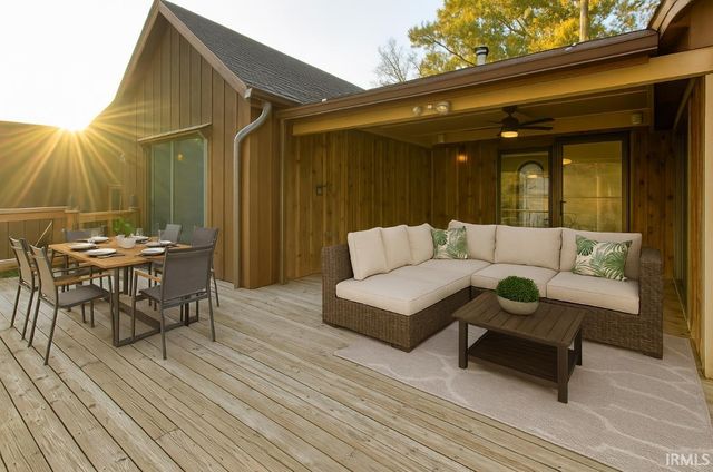 856 S Balthazar Drive, Santa Claus, IN 47579