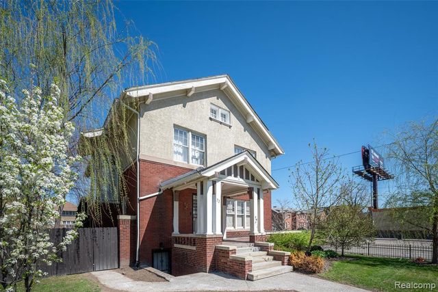 22 Edison Street, Detroit, MI 48202