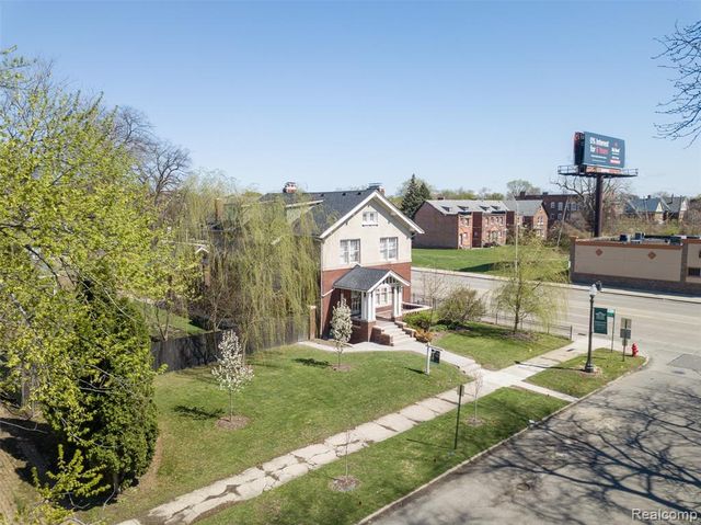 22 Edison Street, Detroit, MI 48202
