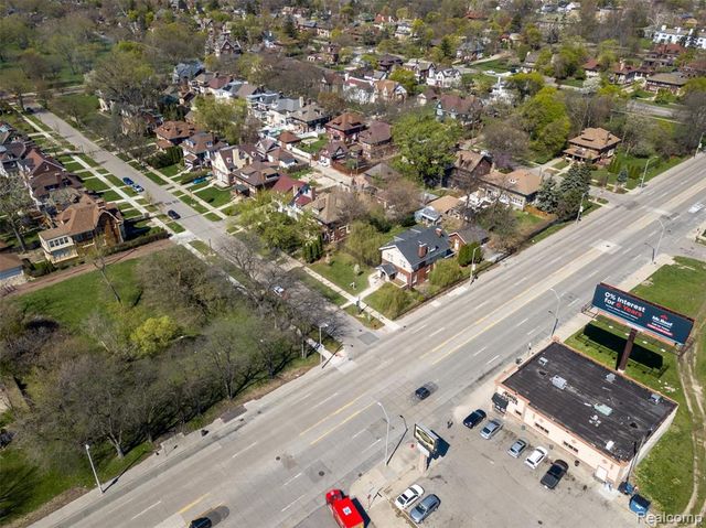 22 Edison Street, Detroit, MI 48202