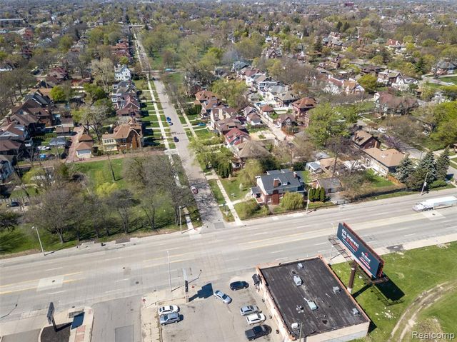 22 Edison Street, Detroit, MI 48202