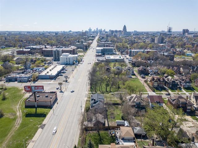 22 Edison Street, Detroit, MI 48202
