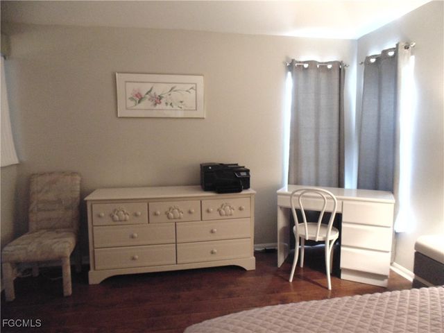 1900 Corona Del Sire DR, North Fort Myers, FL 33917