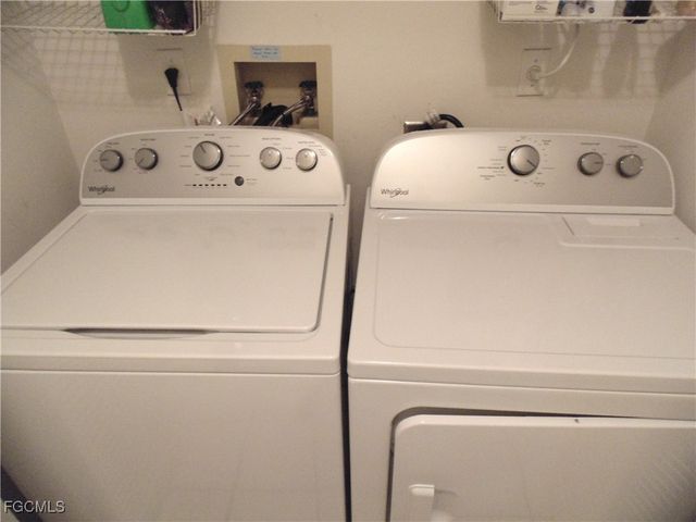 1900 Corona Del Sire DR, North Fort Myers, FL 33917