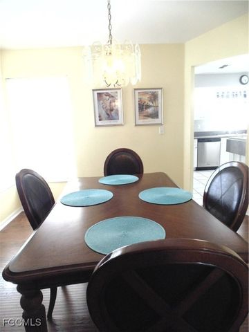 1900 Corona Del Sire DR, North Fort Myers, FL 33917