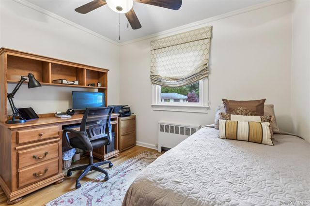 23 Middle Drive, Huntington, NY 11743