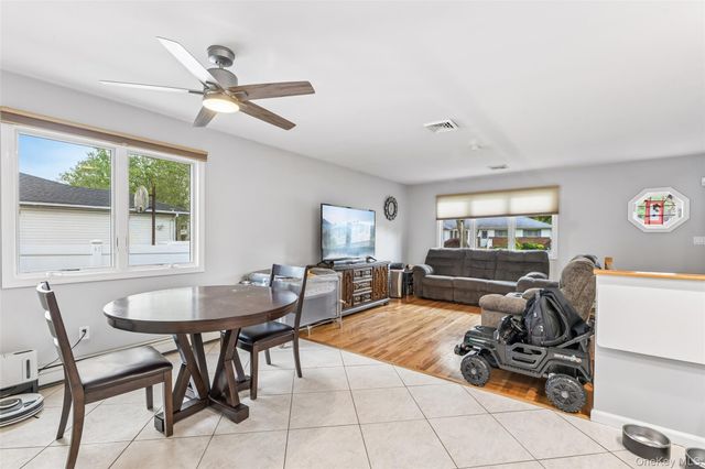 23 Middle Drive, Huntington, NY 11743