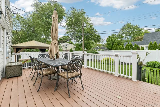 23 Middle Drive, Huntington, NY 11743