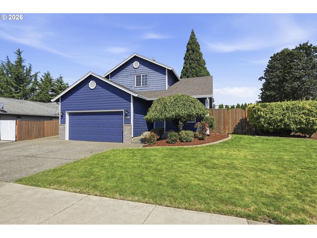 15049 HOMESTEAD Dr, Oregon City, OR 97045