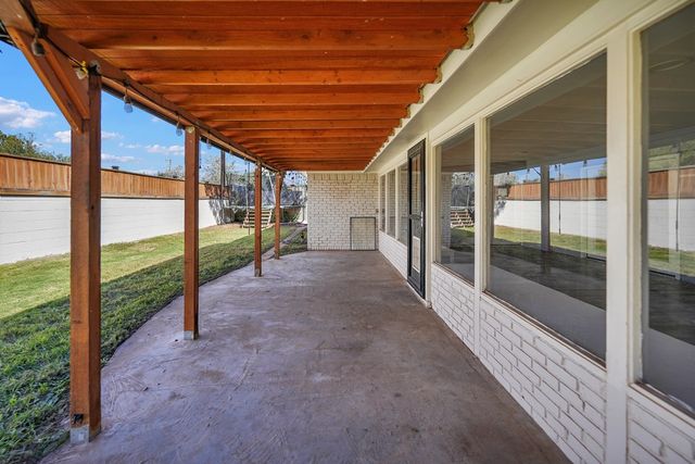 3204 Shell Ave, Midland, TX 79705