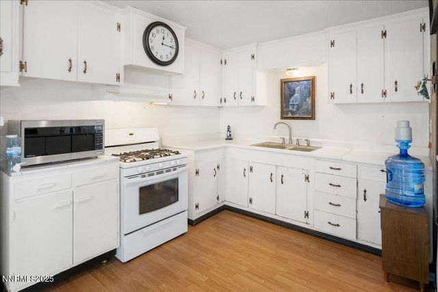 9320 Iroquois Trail, Stagecoach, NV 89429