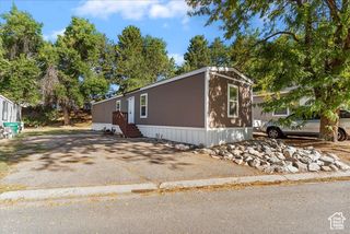 2875 N HILL FIELD RD #58, Layton, UT 84041