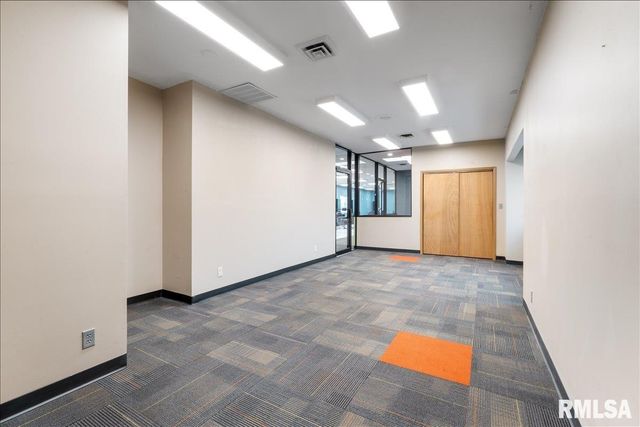 3000 16TH Street # 205, Moline, IL 61265