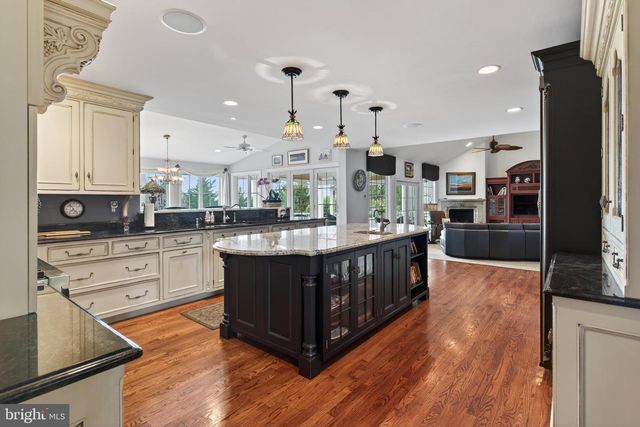 922 SCONNELLTOWN RD, West Chester, PA 19382