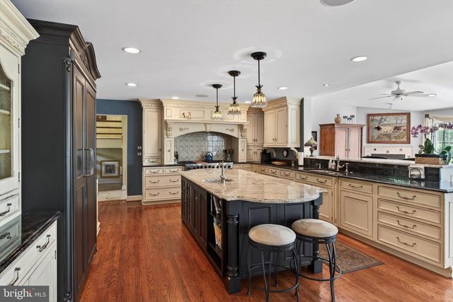 922 SCONNELLTOWN RD, West Chester, PA 19382