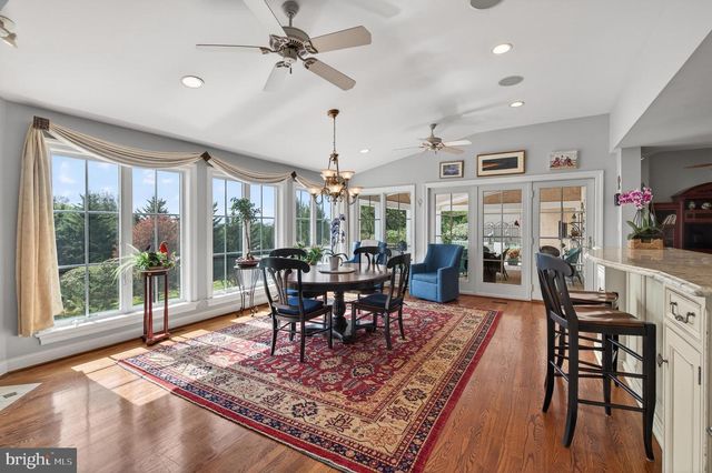 922 SCONNELLTOWN RD, West Chester, PA 19382