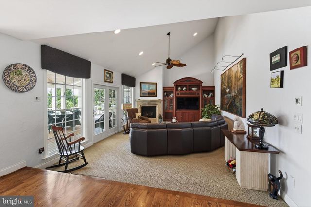 922 SCONNELLTOWN RD, West Chester, PA 19382