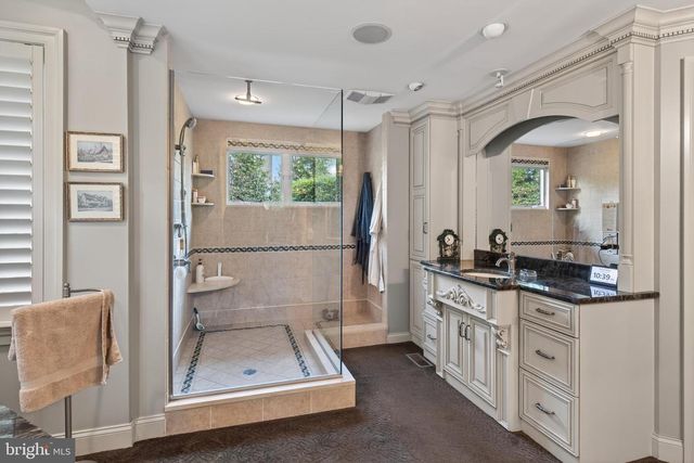 922 SCONNELLTOWN RD, West Chester, PA 19382