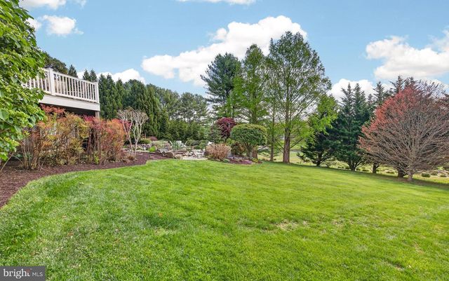 922 SCONNELLTOWN RD, West Chester, PA 19382