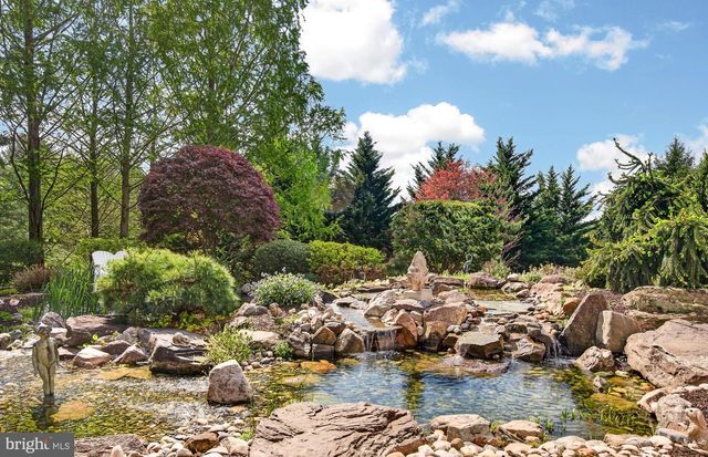 922 SCONNELLTOWN RD, West Chester, PA 19382