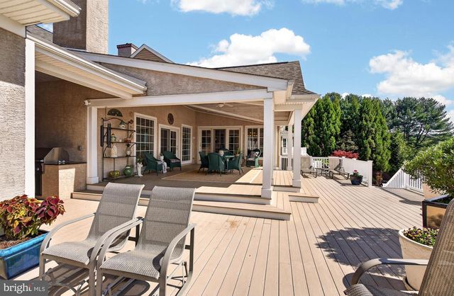 922 SCONNELLTOWN RD, West Chester, PA 19382