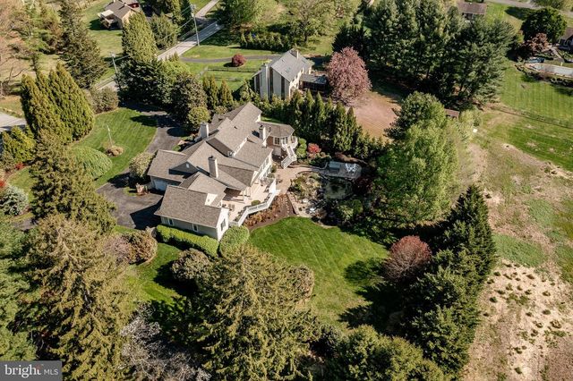 922 SCONNELLTOWN RD, West Chester, PA 19382