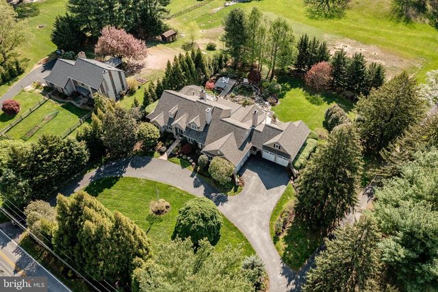 922 SCONNELLTOWN RD, West Chester, PA 19382