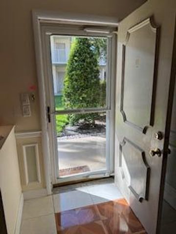 632 Snug Harbor Drive D6, Boynton Beach, FL 33435