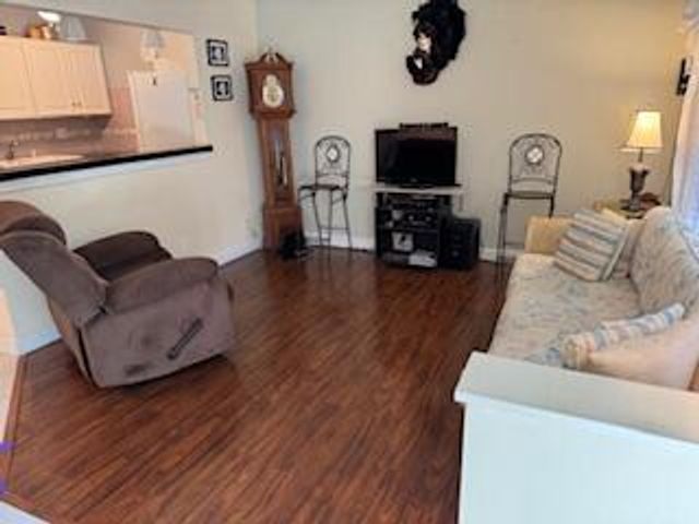 632 Snug Harbor Drive D6, Boynton Beach, FL 33435