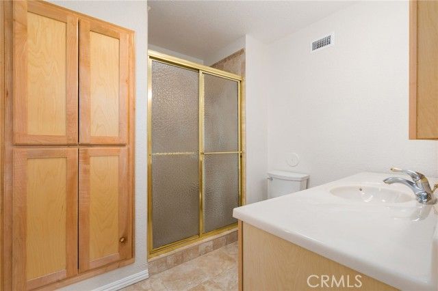 819 N Shaftesbury Avenue, San Dimas, CA 91773