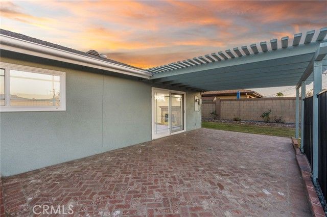 819 N Shaftesbury Avenue, San Dimas, CA 91773