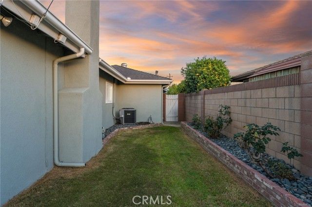 819 N Shaftesbury Avenue, San Dimas, CA 91773