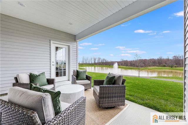 9 Wembley Court, Monroe, NJ 08831