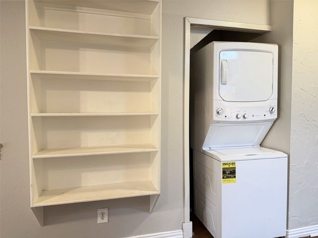 740 W Collins Street, Denton, TX 76201