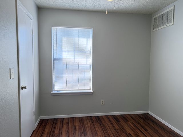 740 W Collins Street, Denton, TX 76201